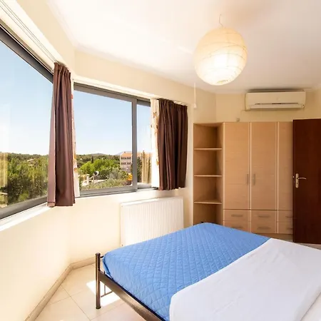 Efi Appartement *